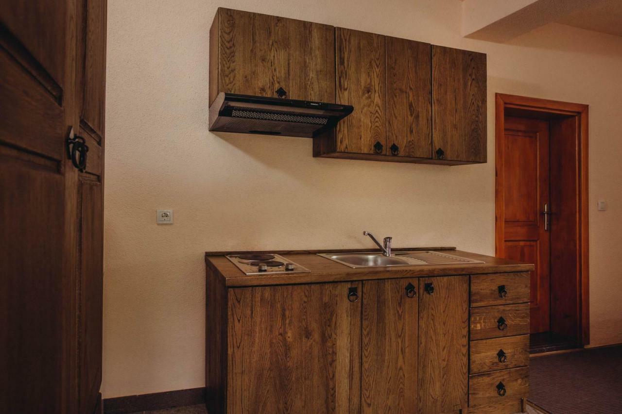 Apartmani I Sobe Dinko Starigrad Paklenica Exteriör bild